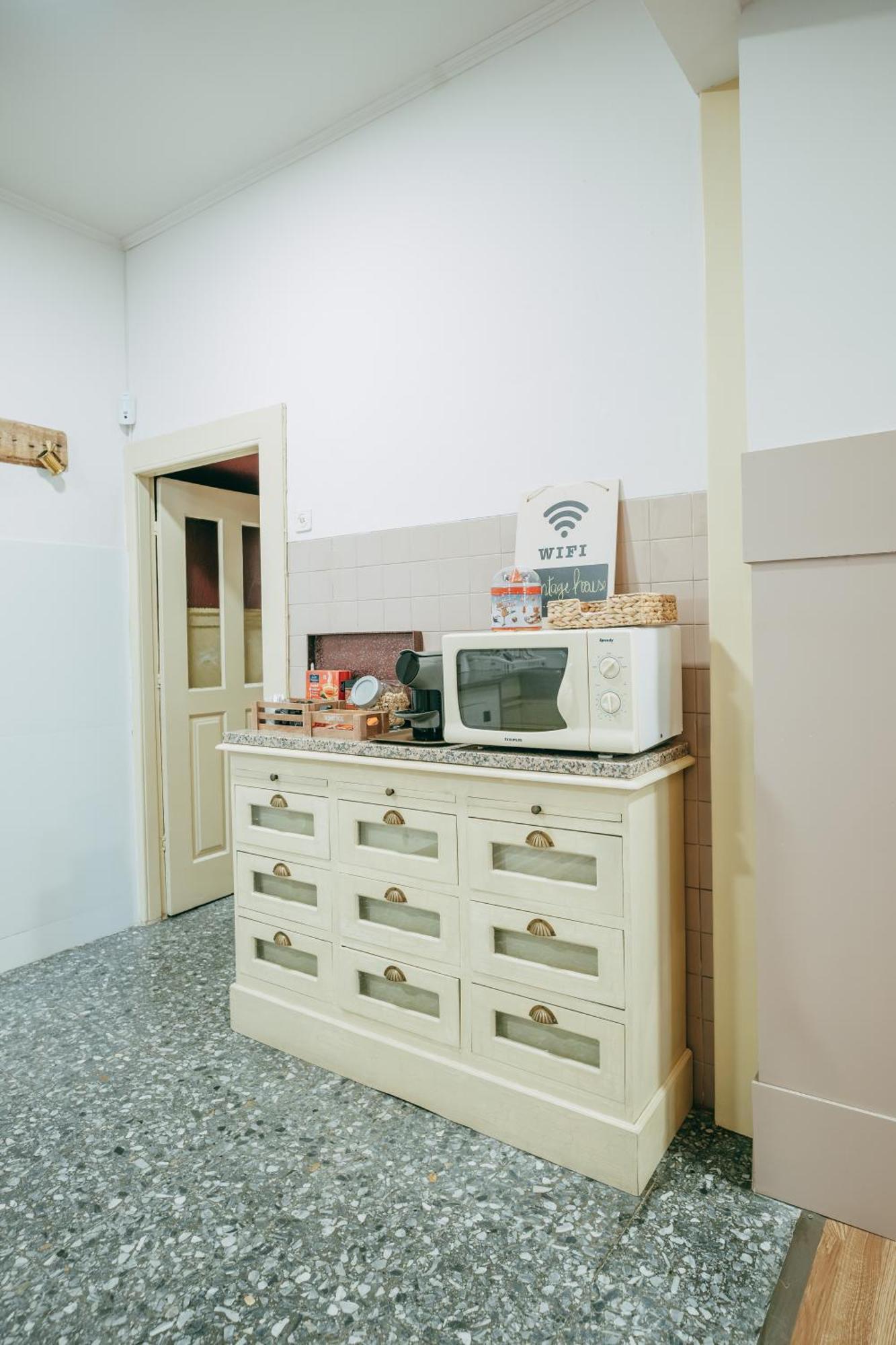 Vintage Beach House Matosinhos  Buitenkant foto